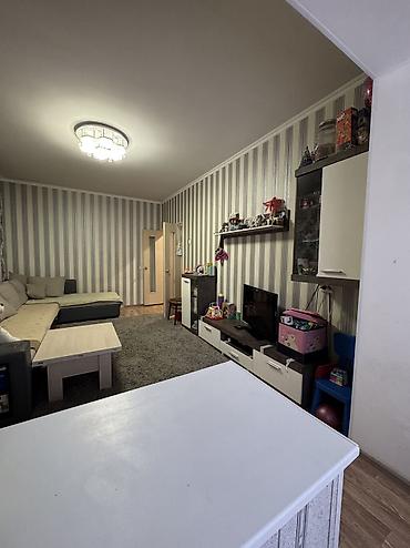 Продажа квартир: 3 комнаты, 62 м², 105 серия, 2 этаж, Косметический ремонт — 2