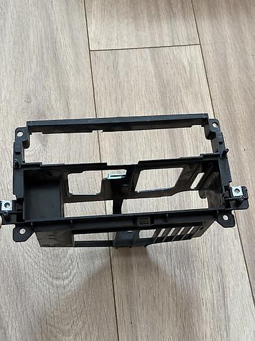 Панели, обшивки: Центральная консоль BMW 2003 г., Б/у, Оригинал — 8