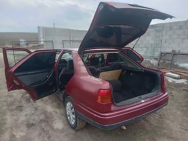 машина двухместная: Seat Toledo: 1994 г., Механика, Бензин, Седан — 6