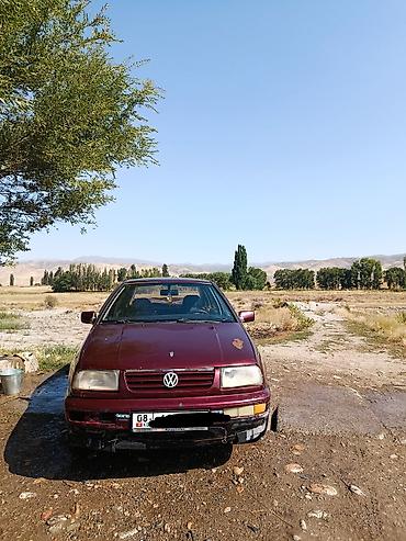 капот sonata: Volkswagen Vento: 1992 г., 1.8 л, Механика, Бензин, Седан — 4