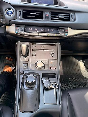 Lexus: Lexus CT: 2019 г., Автомат, Гибрид, Хэтчбэк — 13