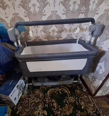 Другие товары для детей: Жаңы алынгао бирок балам бешикке үйрөнуб жатпай койду 9000 болушу