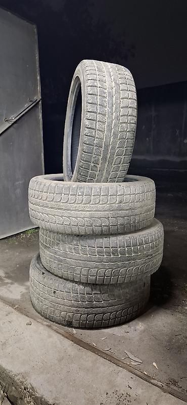 Шины 225 / 45 / R 17, Зима, Б/у, Комплект, Легковые, Maxtrek
