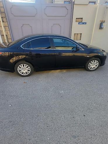 Mazda: Mazda 6 sedan - Kuzov: sedan, qara rəng - Mühərrik: benzin (markaya — 8