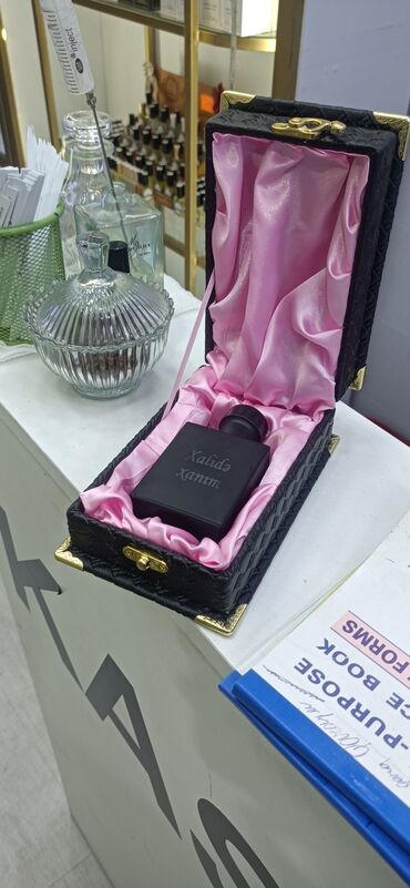 Hədiyyələr: Hədiyyəlik ətir qutusu seti - Zərif hədiyyə qutusu: İç hissəsi atlas — 7