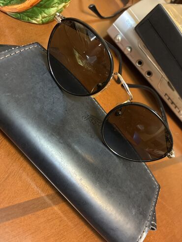 Eynəklər: Gün eynəyi, Persol, İşlənmiş lalafo.az -da Eynəklər: Gün eynəyi, Persol, İşlənmiş