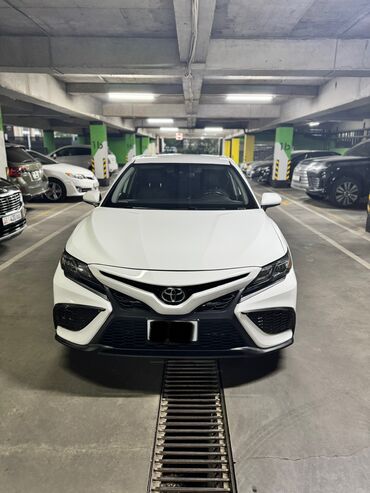 daf 75: Toyota Camry: 2021 г., 2.5 л, Автомат, Бензин, Седан
