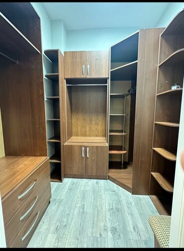 Долгосрочная аренда квартир: 3 комнаты, Собственник, Без подселения, С мебелью полностью at lalafo.kg — 4 Долгосрочная аренда квартир: 3 комнаты, Собственник, Без подселения, С мебелью полностью — 4