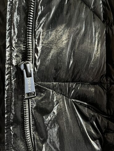 Kurtkalar: GUESS parlaq kurtka mirror effect Az geyilib heç bir defekti yoxdur — 20