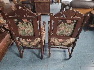 Stilske fotelje: Fotelje u odlicnom stanju rucni rad duborez. Cena po komadu — 9