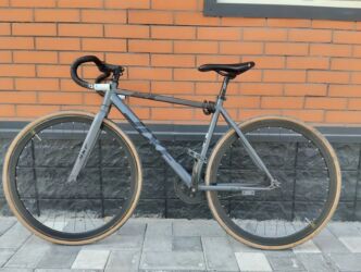 велосипеды trinx бишкек: Городской велосипед, Рама M (156 - 178 см), Б/у