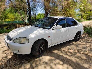 Honda: Honda Civic: 2000 г., 1.5 л, Автомат, Бензин, Седан