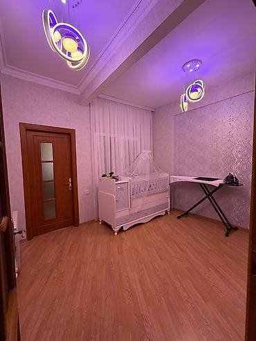 Satılır 3 otaqlı yeni tikili 114 m², Xətai r. Təmirli səliqəli evdir