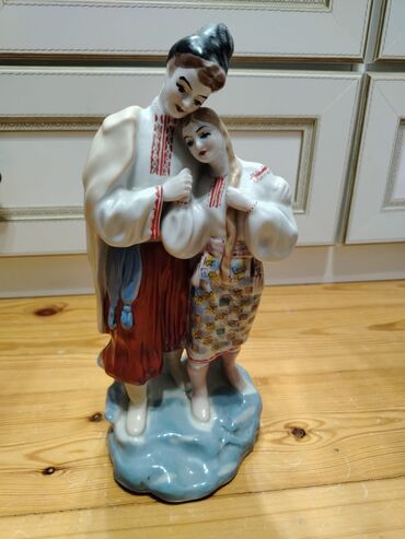 Fiqurlar: Fiqur, Keramika, rəng - Qırmızı — 1