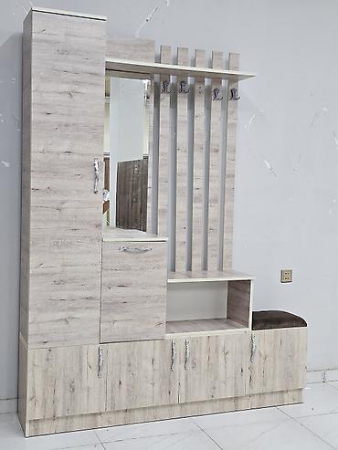 Ayla91.Dehliz dolabı Ideal vezıyyetde Qıymet 245 azn *Catdırlma