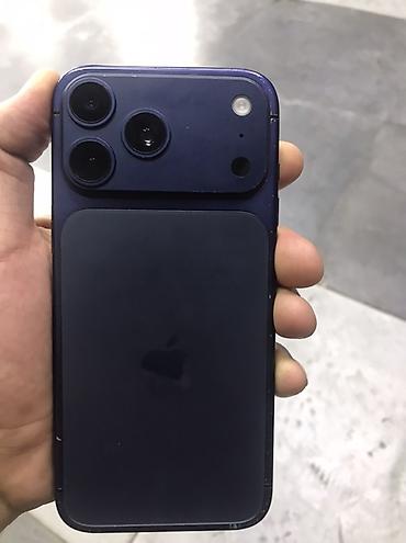samsung fold 6: Məhsul: Qatlana bilən dizayna bənzər unikal arxa modul ilə mavi rəngli — 1
