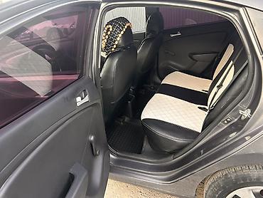 серый gac aion s: Hyundai Solaris: 2013 г., 1.6 л, Механика, Бензин, Седан — 7