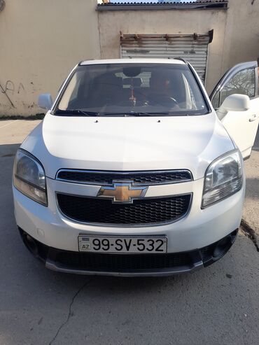 niva 4 qapi: Chevrolet Orlando: 1.8 l | 2011 il 158000 km Sedan