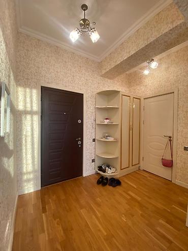 Mənzillər: İcarəyə verilir 2 otaqlı yeni tikili 55 m², 20-ci sahə q. Səbail — 8