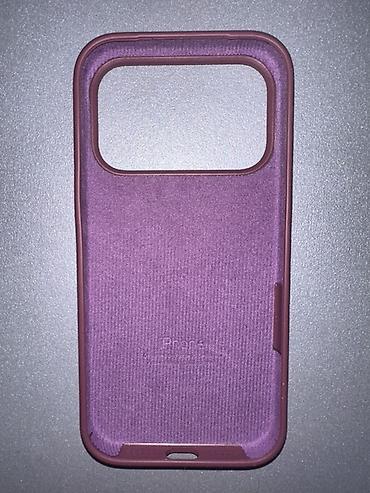 iphone e: Bu qirmizi rəngli silikon telefon qabı, iPhone modelləri üçün nəzərdə — 2