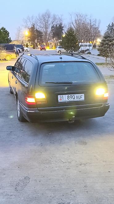 эстимо: Mercedes-Benz E-Class: 2000 г., 2.2 л, Автомат, Дизель, Универсал — 4