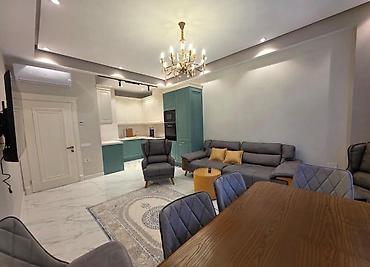 dəst mebel: İcarəyə verilir 3 otaqlı yeni tikili 95 m², Ağ şəhər q. Kateqoriya — 3