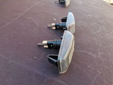 Auto delovi: Bocni migavac na krilu Lada 110-111-112. Novo. Ruske proizvodnje. Cena — 4