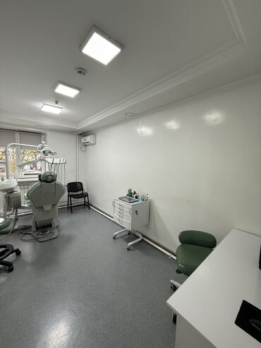 Другая коммерческая недвижимость: 📍пр-т Чуй 🔘Этажи 2/4 🔘131,2м² Продается коммерческое — 7