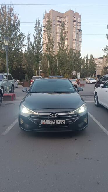 малометражки машины купить: Hyundai Elantra: 2019 г., 2 л, Типтроник, Бензин, Седан