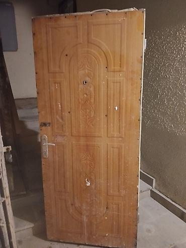 seyf demir qapi: Dəmir giriş qapısı (ikiüzlü) - Material: möhkəm metal konstruksiya — 2