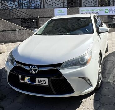 Toyota: Toyota Camry: 2016 г., 2.5 л, Гибрид, Седан