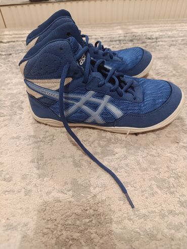 каталог сибирское здоровье: Кроссовки/борцовки ASICS синего цвета. - Высокая модель с шнуровкой