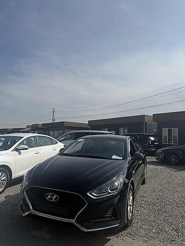 Hyundai Sonata: 2021 г., 2 л, Автомат, Газ, Седан
