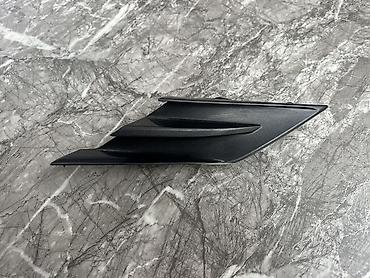 Бампер и комплектующие: Накладка на бампер Toyota, Б/у, Оригинал — 4