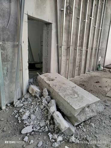 Hovuzlar: Beton kəsmə beton deşmə xidməti Karot - HILTI DD 200 / 350 ilə 25 °
