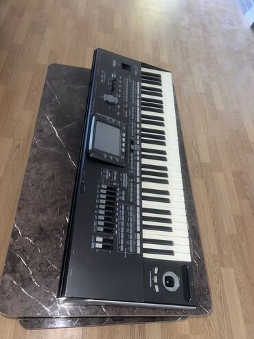 sintezator ayaq: Korg Pa3x 61 klaviş versiyon 2 256 ram