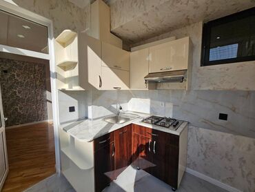 Yeni tikili: 3 otaqlı, Yeni tikili, 75 kv. m — 2