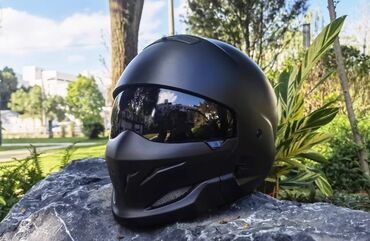 Шлемы: Мото Шлем два визора Хорошего качества. так же в наличии другие