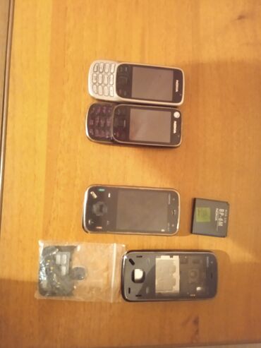 motorola razr v3: Nokia 1, Б/у, цвет - Черный