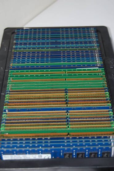 Operativ yaddaş (RAM): Operativ yaddaş (RAM) 4 GB, 1600 Mhz, DDR3, PC üçün, İşlənmiş — 20