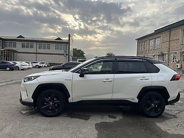 ауди а6 с: Toyota RAV4: 2019 г., 2.5 л, Автомат, Гибрид, Универсал — 4