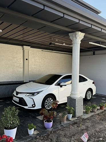 ayon s: Toyota Corolla: 2019 г., 1.8 л, Вариатор, Гибрид, Седан — 2