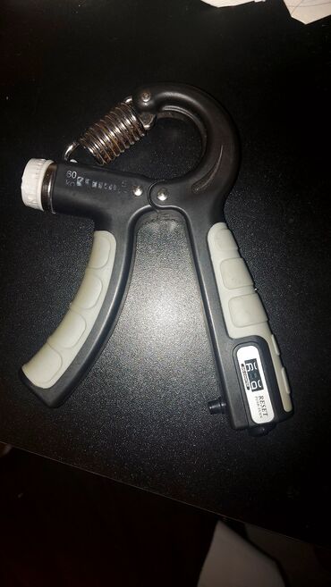 Маски, очки: Tənzimlənən əl üçün espander (hand gripper) - Güc diapazonu: 10–60 kq