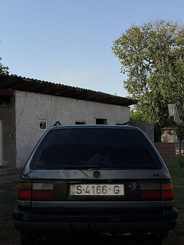 subaru r2: Volkswagen Passat Variant: 1990 г., 1.8 л, Бензин, Универсал — 3