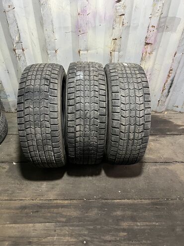 Шины: Шины 275 / 60 / R 18, Зима, Б/у, Легковые, Япония, Dunlop