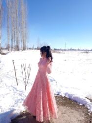 короткое трикотажное платье с длинным рукавом: Вечернее платье, А-силуэт, Длинная модель, С рукавами, Стразы, M