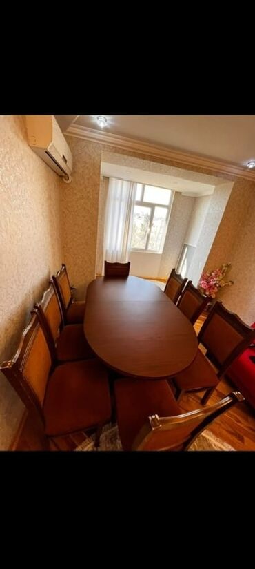 Mebel: Qonaq otağı üçün, Açılan, Oval masa, 8 stul
