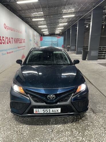 субару out: Toyota Camry: 2021 г., 2.5 л, Автомат, Бензин, Седан