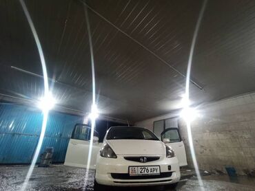 Honda: Honda Fit: 2003 г., 1.3 л, Вариатор, Бензин, Хэтчбэк