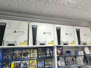 PS5 (Sony PlayStation 5): Ps5 az islenmis, bir original pultla. 
Ps4+3 xbox barter var